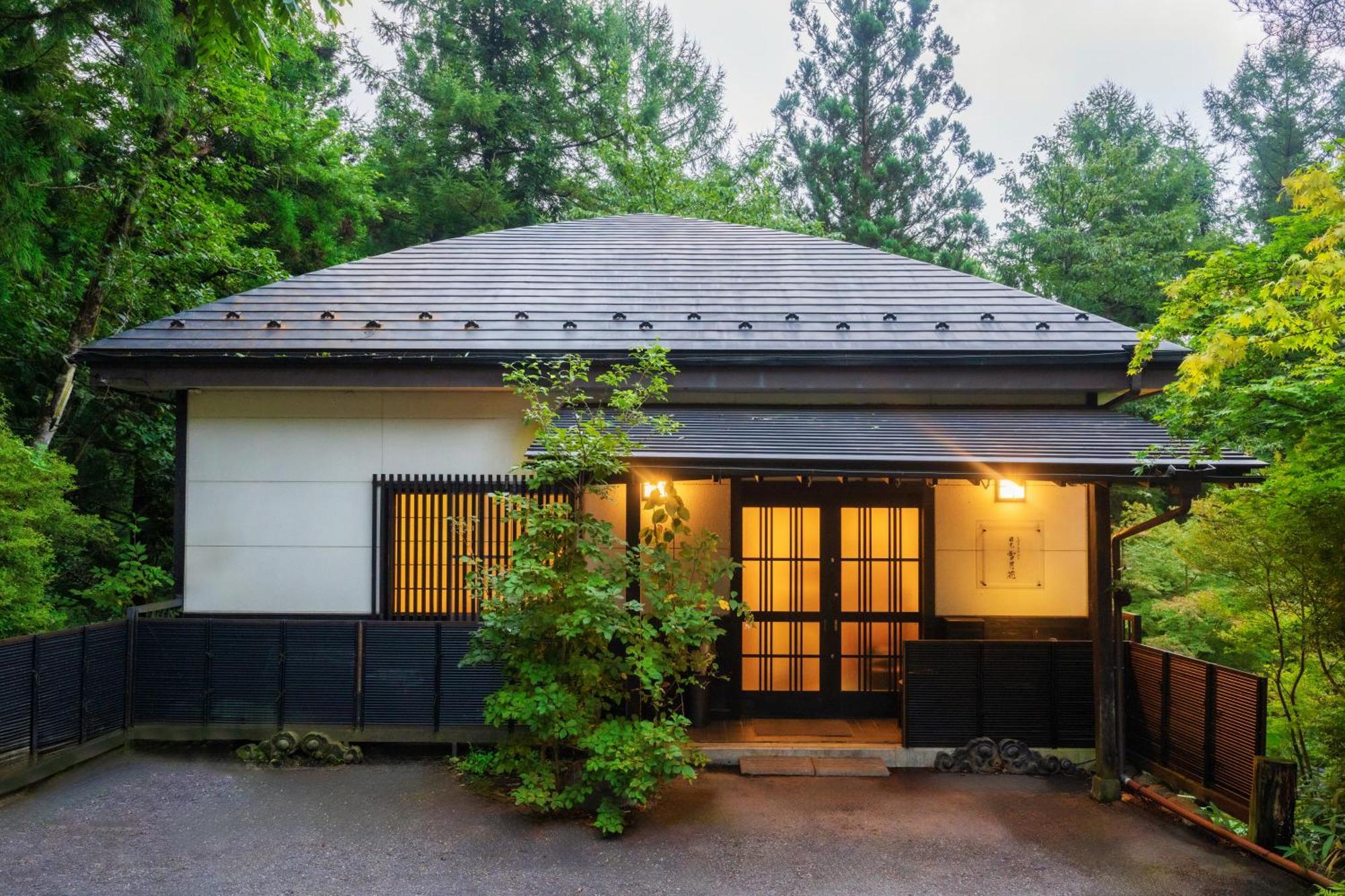 一棟貸切 森のお風呂とアウトドアサウナ 日光雪月花 Villa Buitenkant foto